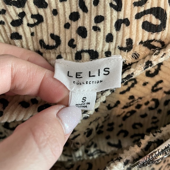 NWT Le Lis Set - Picture 6 of 6